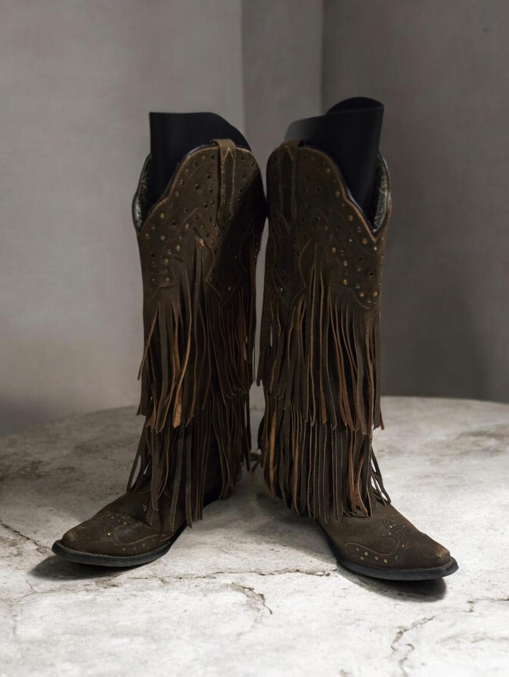 Laredo Brown Leather Fringe Cowgirl Boots Zip Up Back Size 8 EUC!